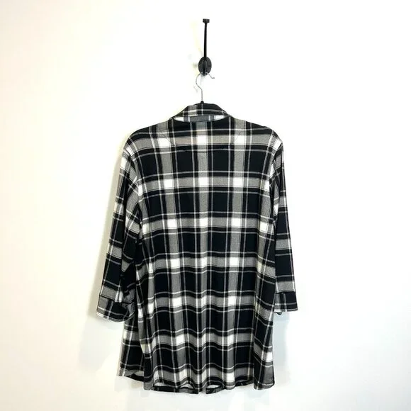 Market & Spruce Black and White Plaid Top - Picture 7 of 9